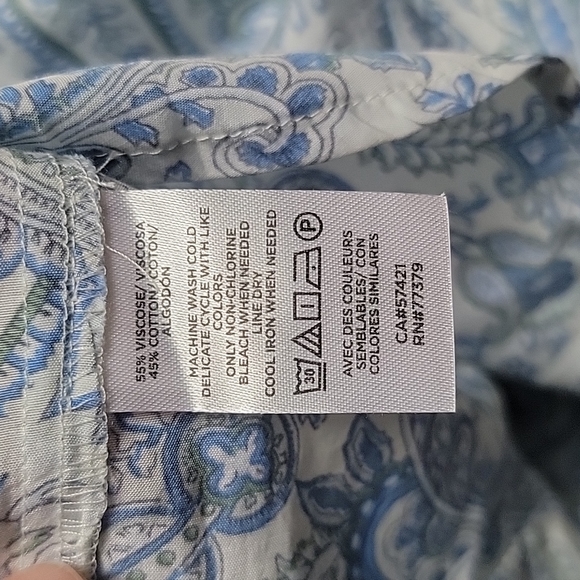 Ann Taylor button down size M - Picture 3 of 4